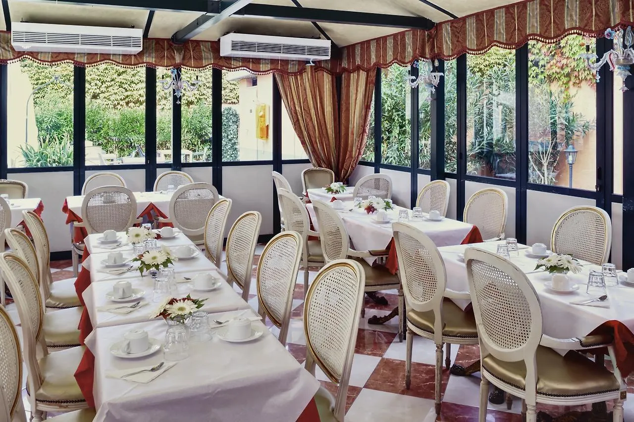 Hotel Tre Archi Veneza 3*,  Itália