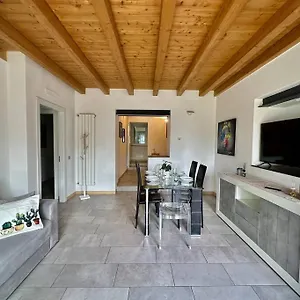  Apartamento Near Train Station Luxury House 5 Beds Italia
