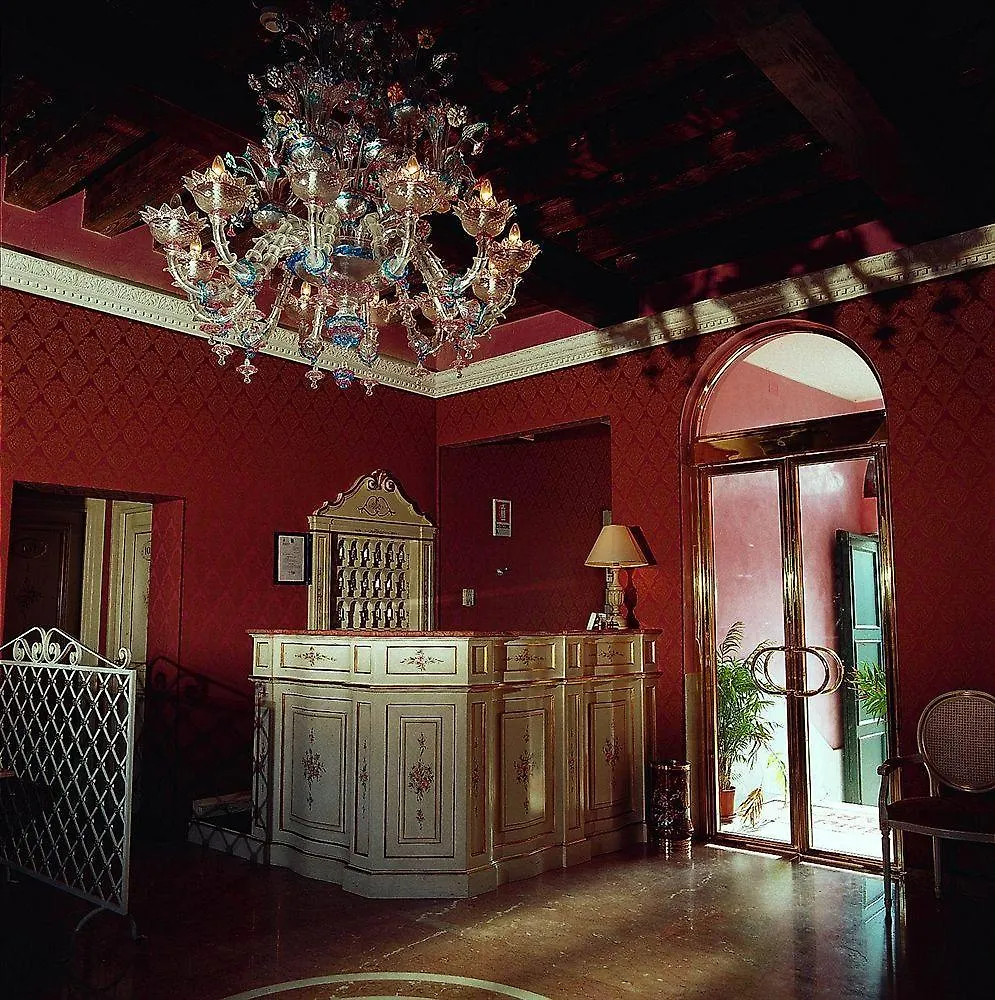 Hotel Tre Archi Venice